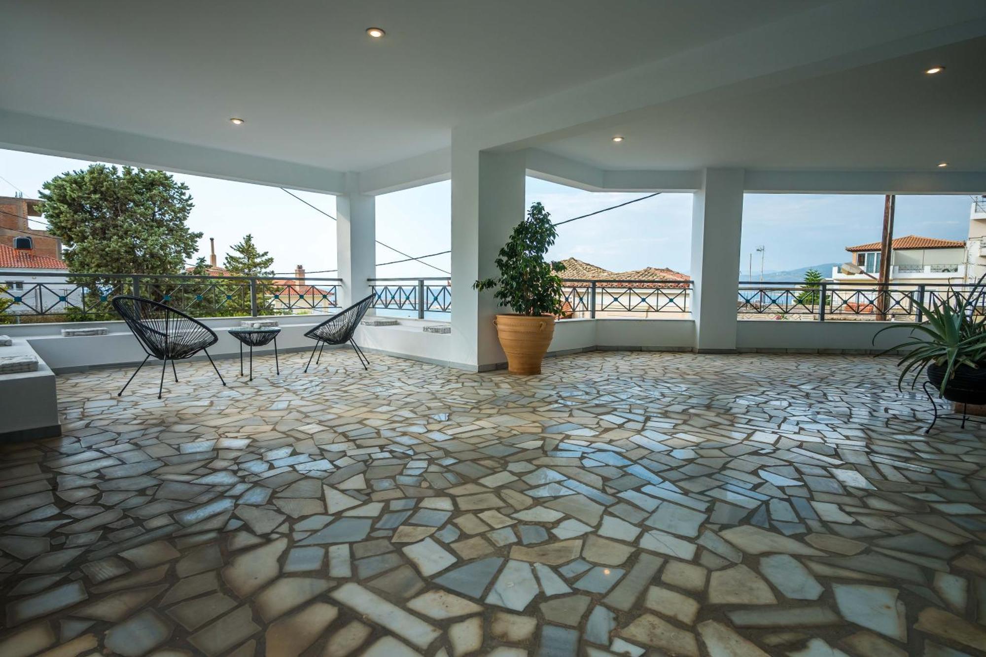 Magical Seaside Town Boutique Apts 2 Kyparissia Eksteriør billede
